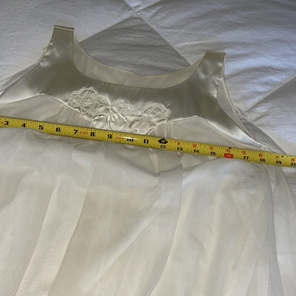 Gossard Artemis Nightgown Set Satin Trim 3/4 sleeve Sheer Ivory nightgown Sz MP - Picture 16 of 17